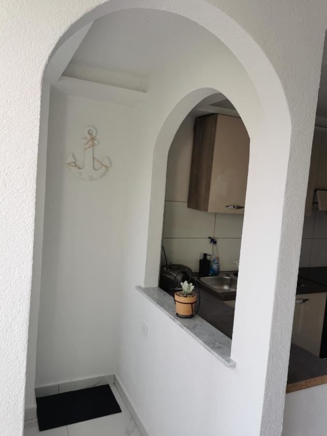 Apartma Kantina Ancarano Esterno foto