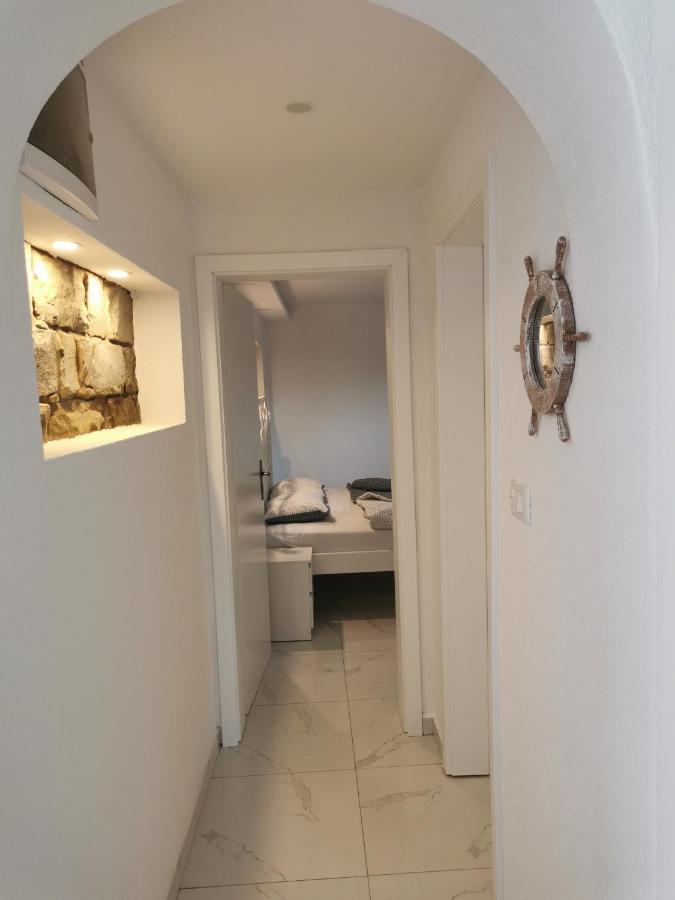 Apartma Kantina Ancarano Esterno foto